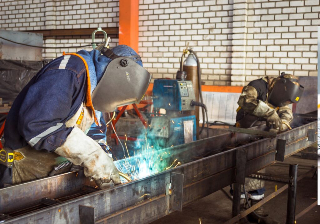 三重県 四日市市 鉄骨工事 鋼構造物工事 鉄骨製作 Hグレード認定 建築 鉄骨製作工場 鉄骨 鉄構 溶接 国土交通省認定工場